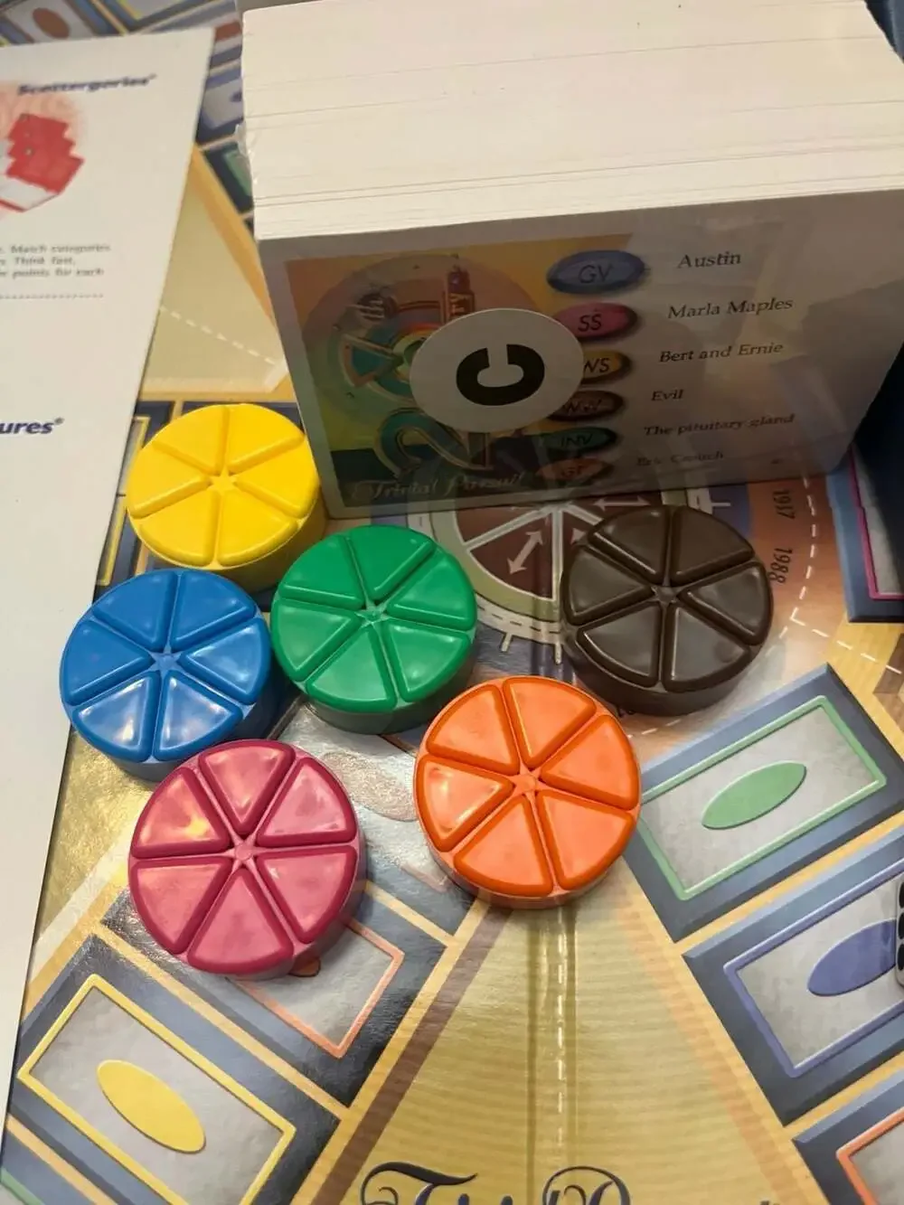 Trivial Pursuit 20th Anniversary Edition 2002 Deluxe Dispenser 2 Sealed Packs
